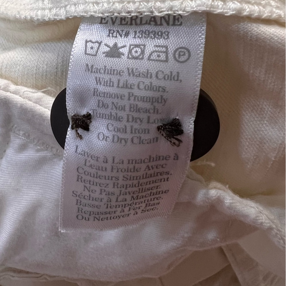 The Tourist Short by Everlane, Size 10 - Picture 5 of 11